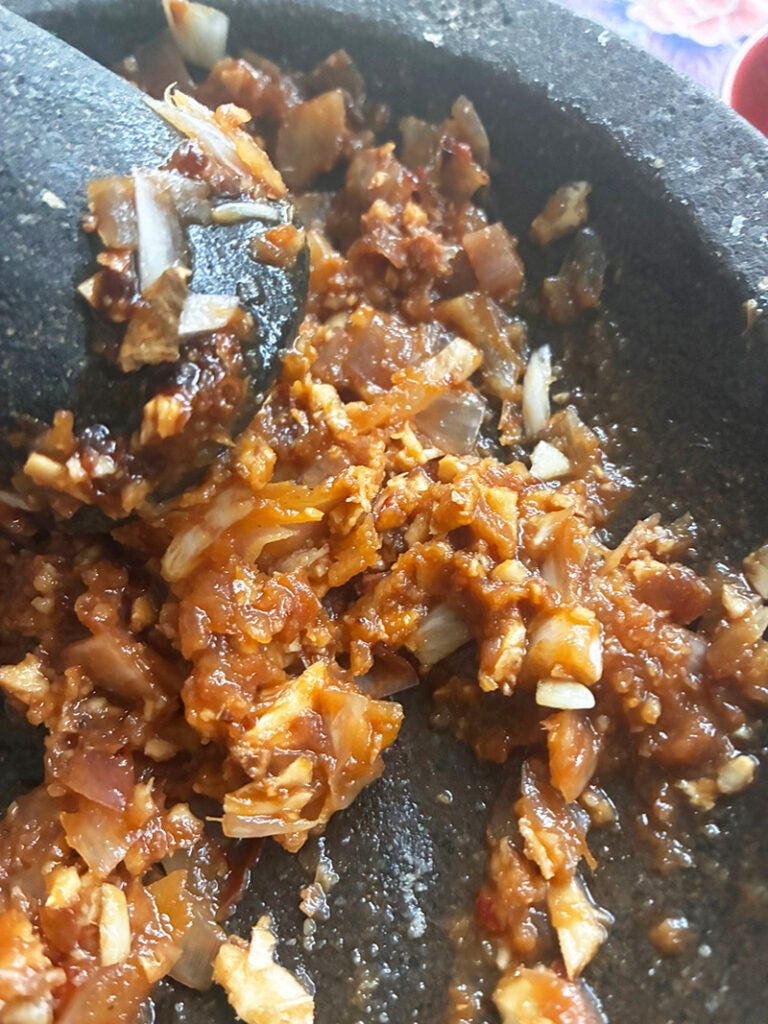 Cobek met Tahoe -Tempe met Roedjak-kruiden